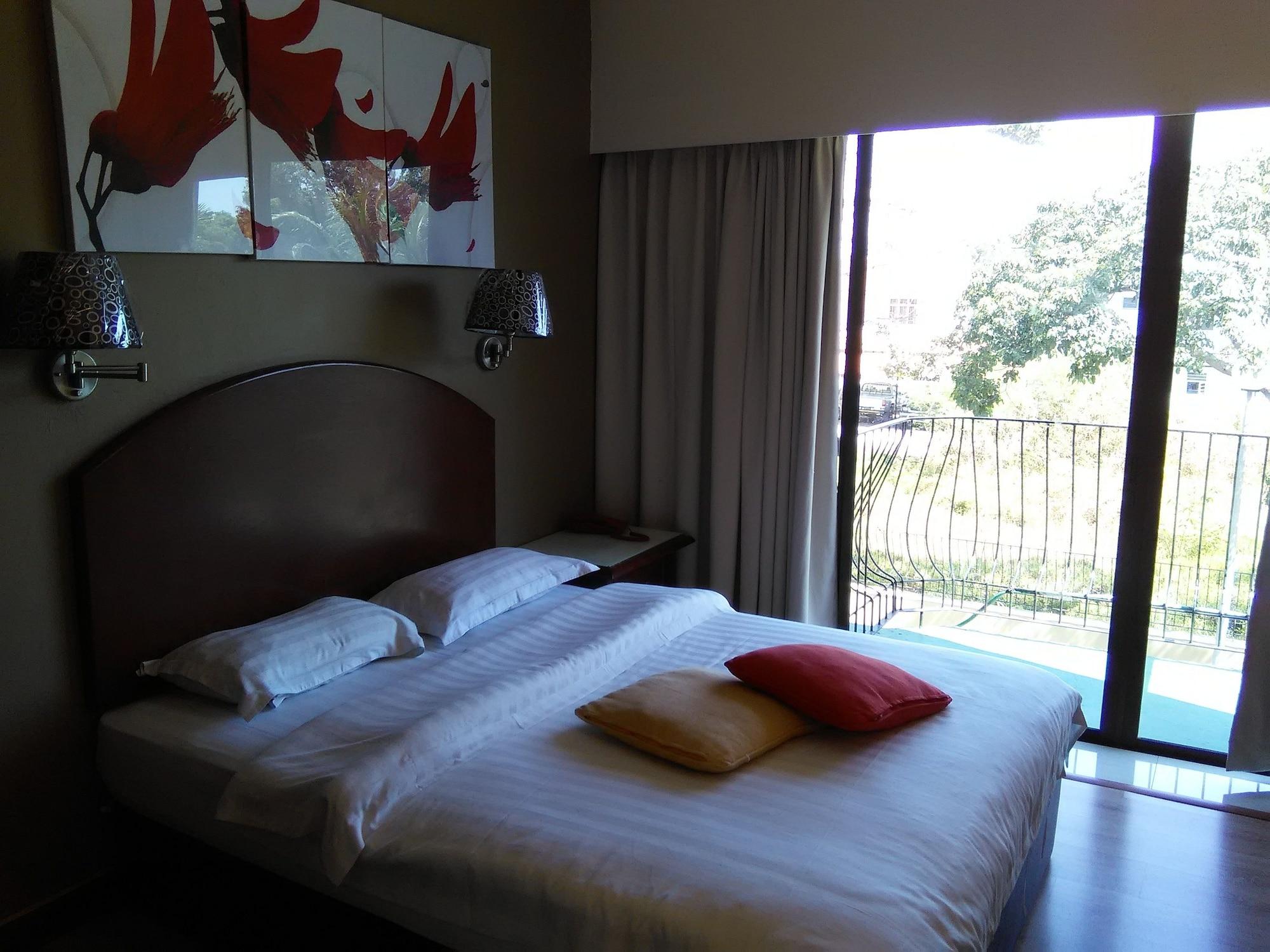 Casuarina Hotel